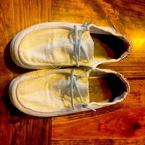 Hey dudes women’s size 8